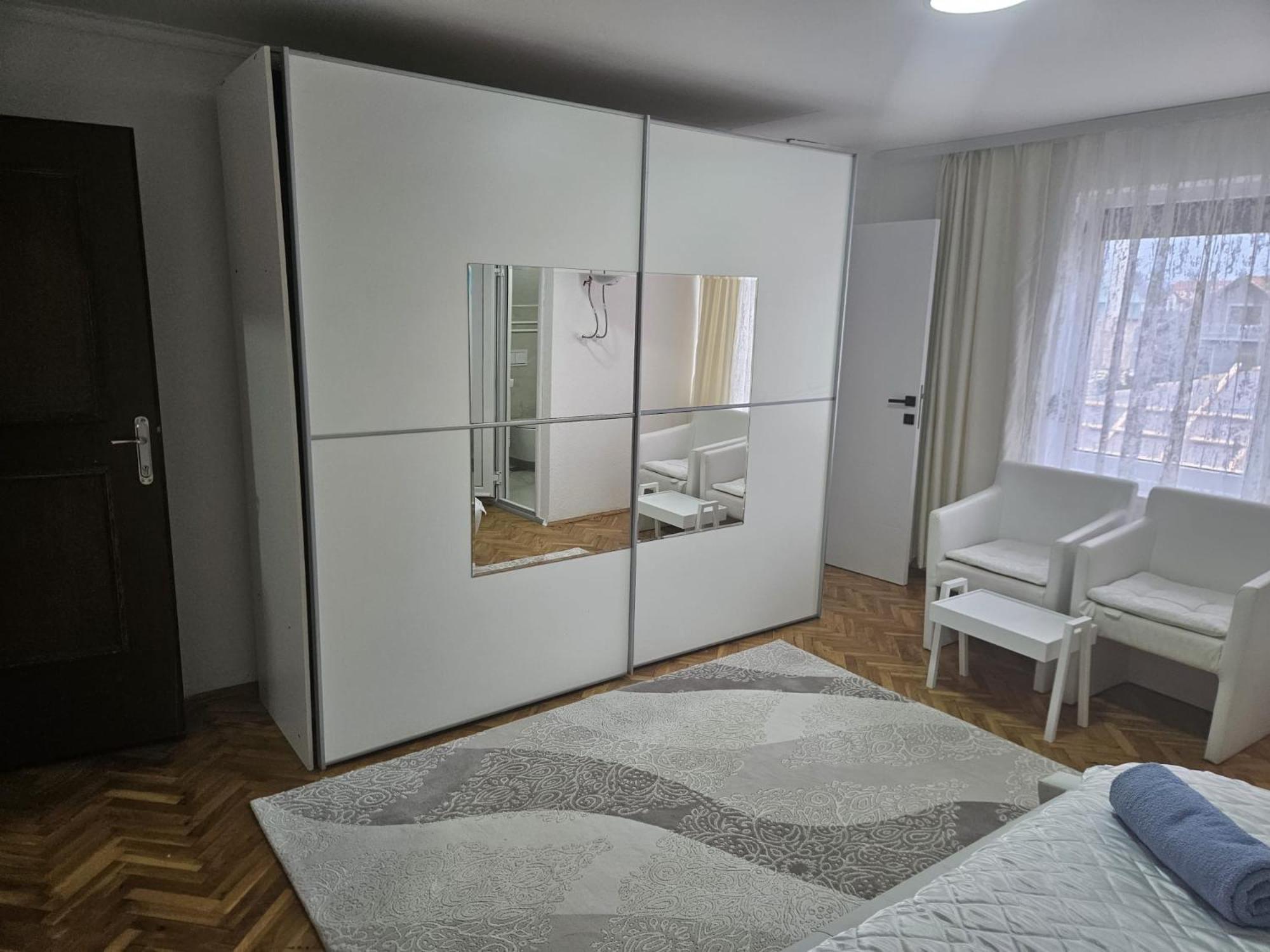 Vila Petunija Sjenica Kamer foto